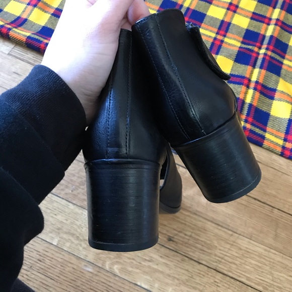 Coclico Zephira Black Cutout Heel Sandal Velcro - Picture 7 of 8